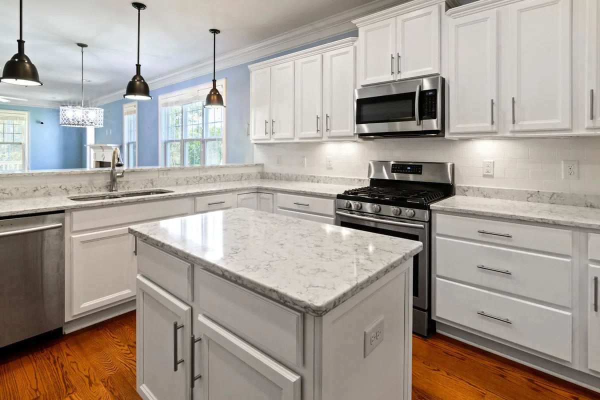 Filth & Squalor Cleanup in Oak Ridge North, TX